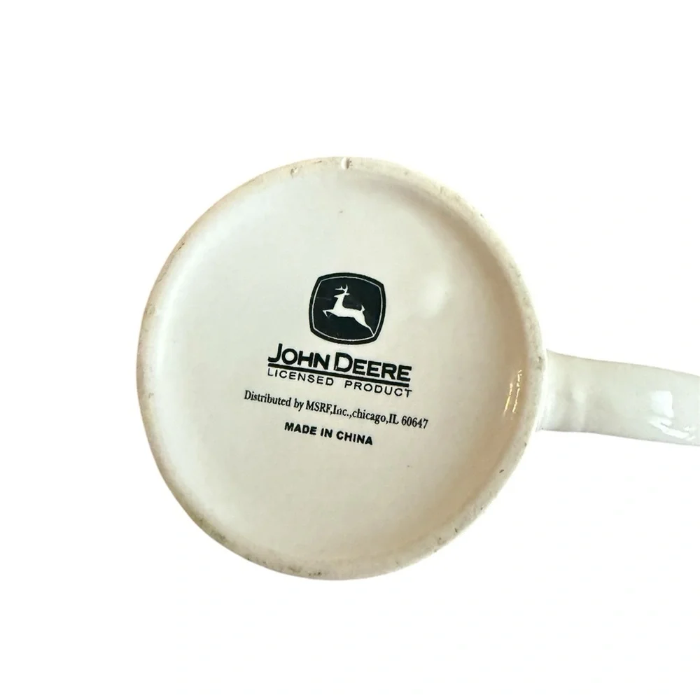 🔥2/$24 or 3/$30🔥John Deere White and Green Tractor Mug - Picture 2 of 3